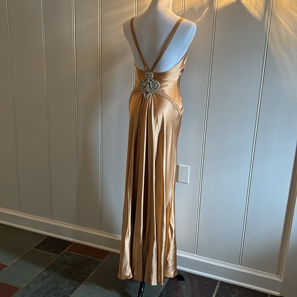 Gorgeous 100% Silk Long Gown size 6 - Picture 4 of 6